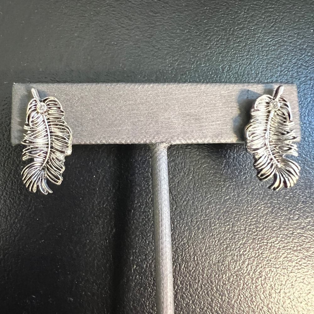Vintage Feather Leaf Pierced Earrings Silver Tone Drop